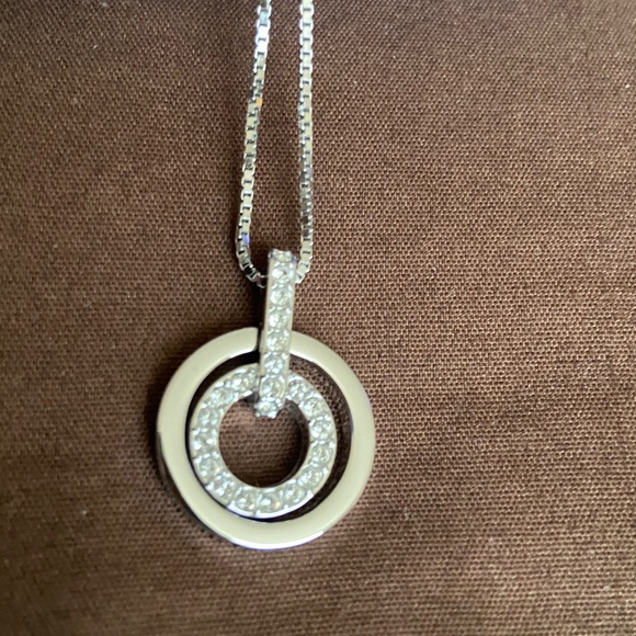 SWAROVSKI SILVER NECKLACE AND EARRINGS SET - Picture 5 of 9